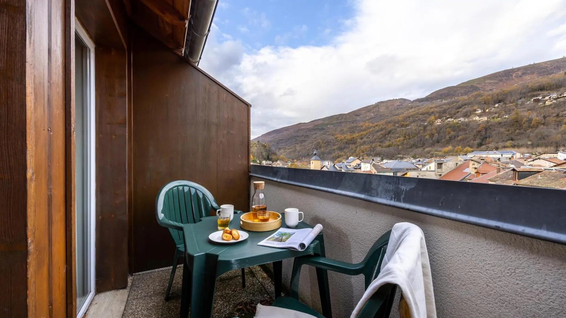 Residence Pierre & Vacances Les Trois Domaines Ax-les-Thermes 3*,