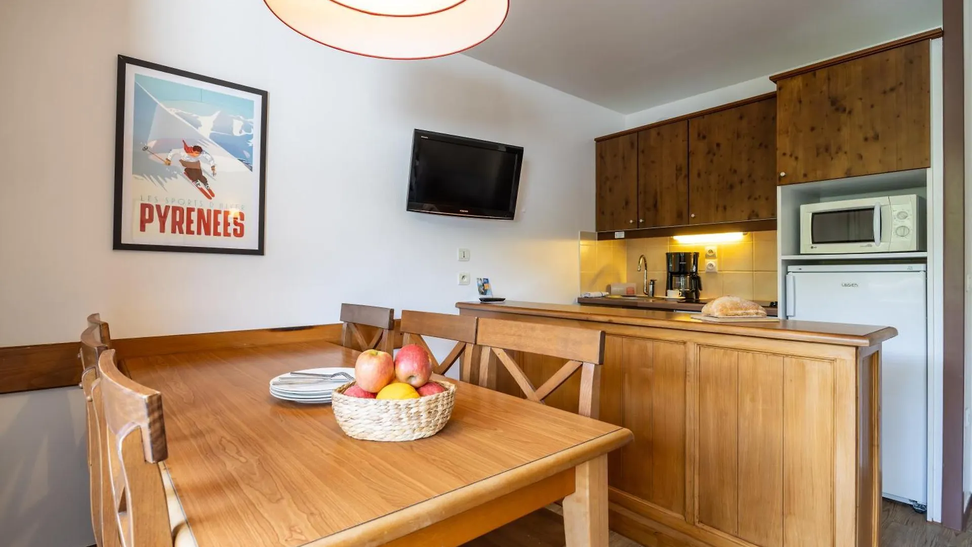 Residence Pierre & Vacances Les Trois Domaines Ax-les-Thermes 3*,  Francja