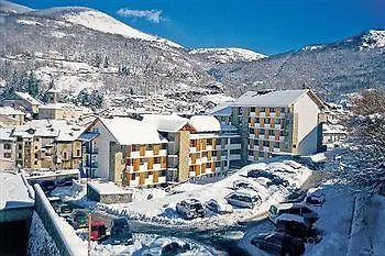 Residence Pierre & Vacances Les Trois Domaines Ax-les-Thermes 3*,